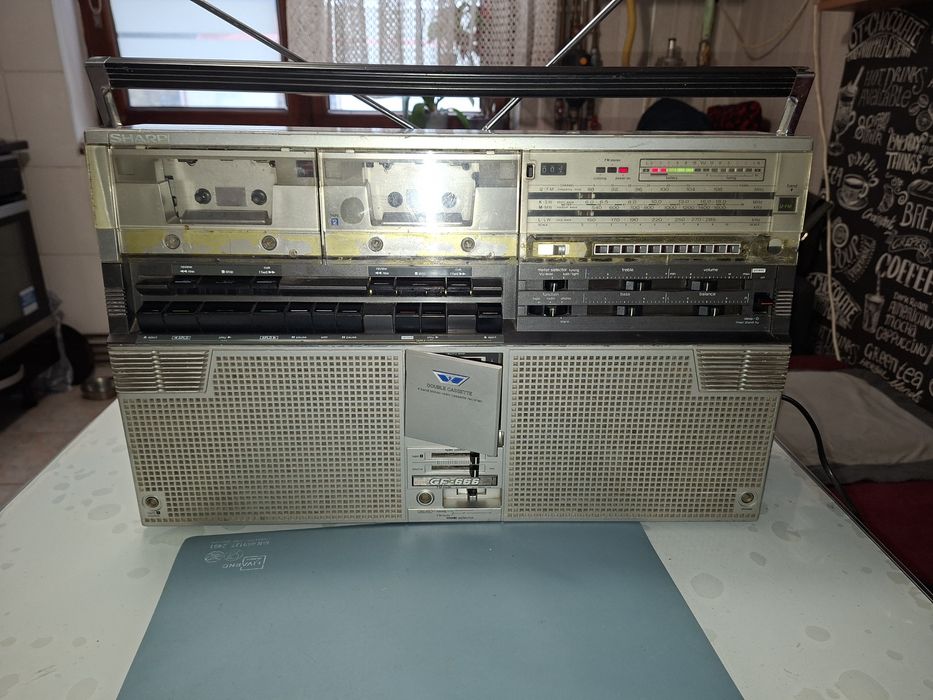 Sharp gf666, radiocasetofon dublu deck, radio 4 benzi, boombox Japonia 80'