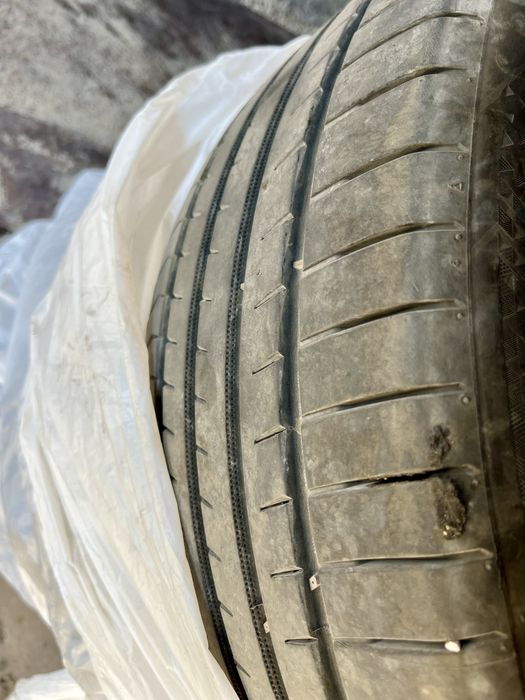 Шины (баллоны R17)