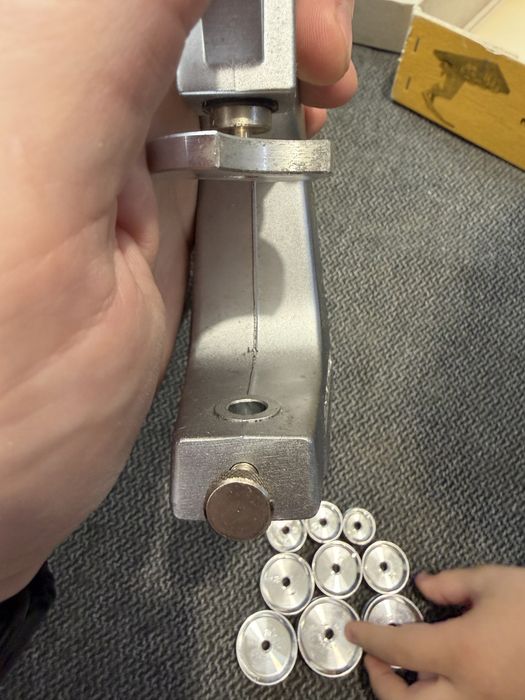 Преса за кристали Bergeon 5500-C