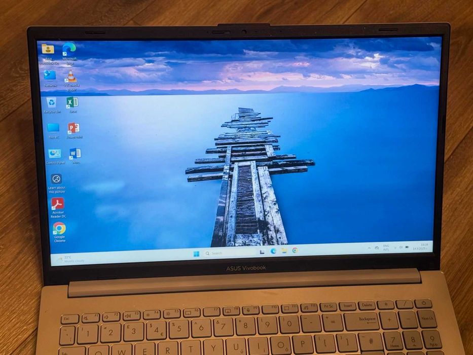 ASUS Vivobook Go 15 Ryzen 5-7520U/8RAM/512GB SSD/Radeon Graphics