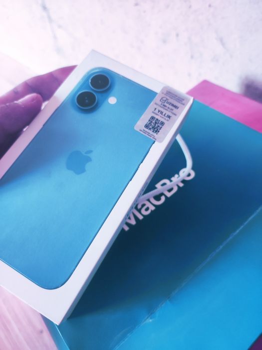 Iphone 16  / 128   30 sikl /100 yomkist  yengi