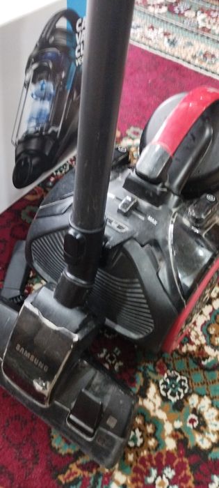Samsung  пилесос с контейнером для сбора пыли