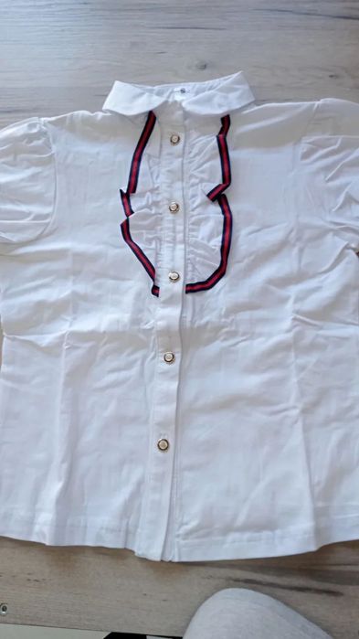 Внимание ликвидация товаров распродажа  Школьные рубашки для девочек