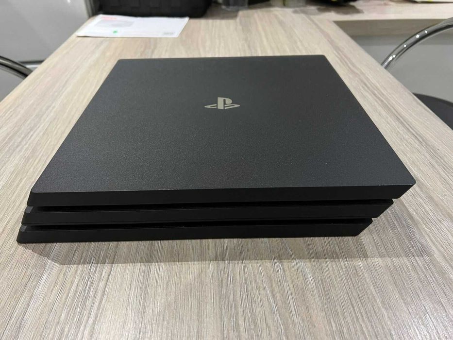 Sony PlayStation 4 Pro PS4 Pro Профилактиран и с нов лазер