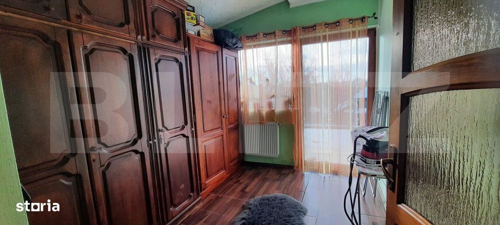 Casa de vanzare, 202 mp, zona Micro 17