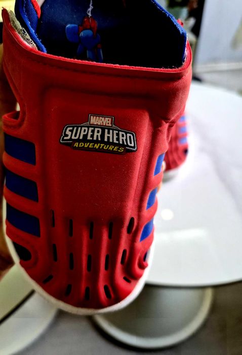Детски сандали Adidas Marvel