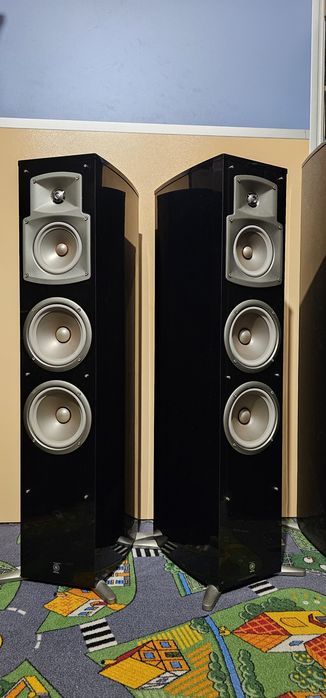 Piano Craft Yamaha NS 555 boxe turn coloane de podea