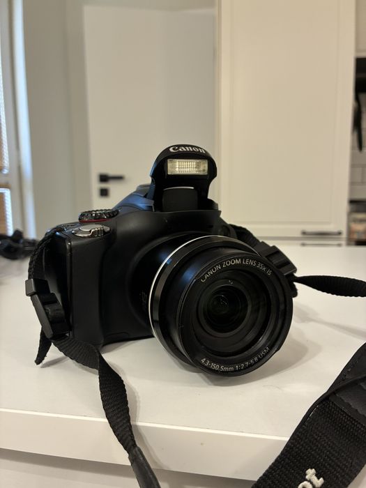 Фотоапарат Canon