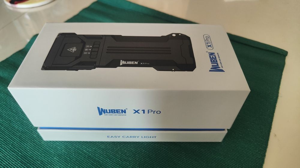 Lanterna led profesionala Wuben X1 pro