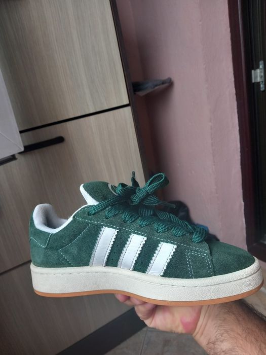 Vand Adidas Campus