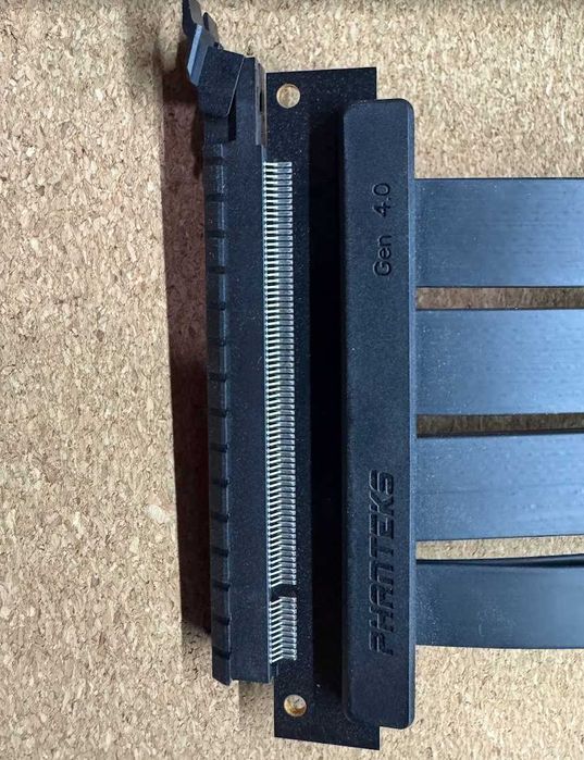 Extensie slot (riser) PCIe 4.0 x16 - 300mm - PHANTEKS Flatline - 180°