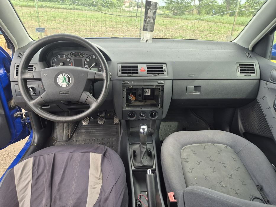 Шкода фабиа 1.4,MPI, бензин на части. Skoda fabia.
