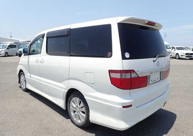 Toyota Alphard в разбор