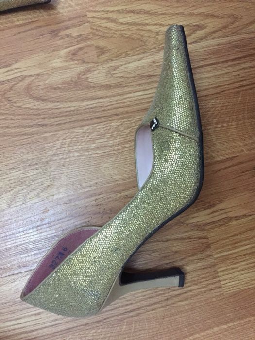 Продаются туфли