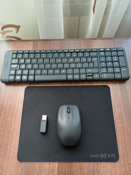 Tastatură si mause Longitech-waireles