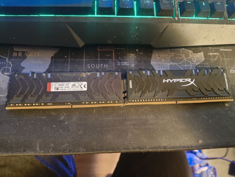 Kit memorie 16g hyper x predator rgb