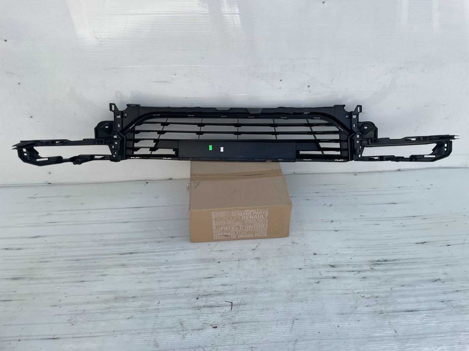 Grila inferioara bara fata Renault Clio 4 2016-2019 noua originala
