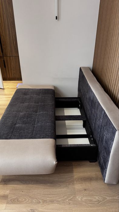 Продаётся мягкий раздвижной диван