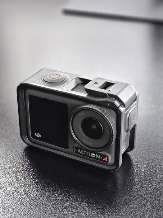 DJI Osmo Action 4 + 256GB SD card