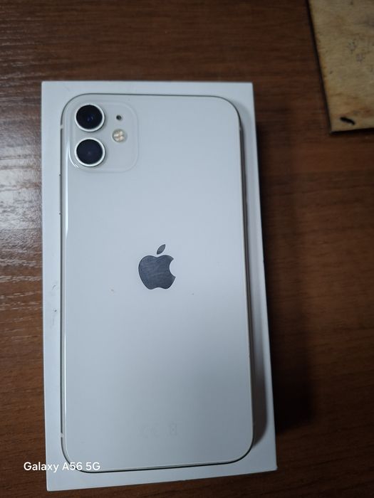 iPhone 11 128GB White, Face ID работает