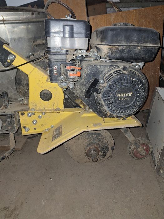 Мотоблок  хуткер