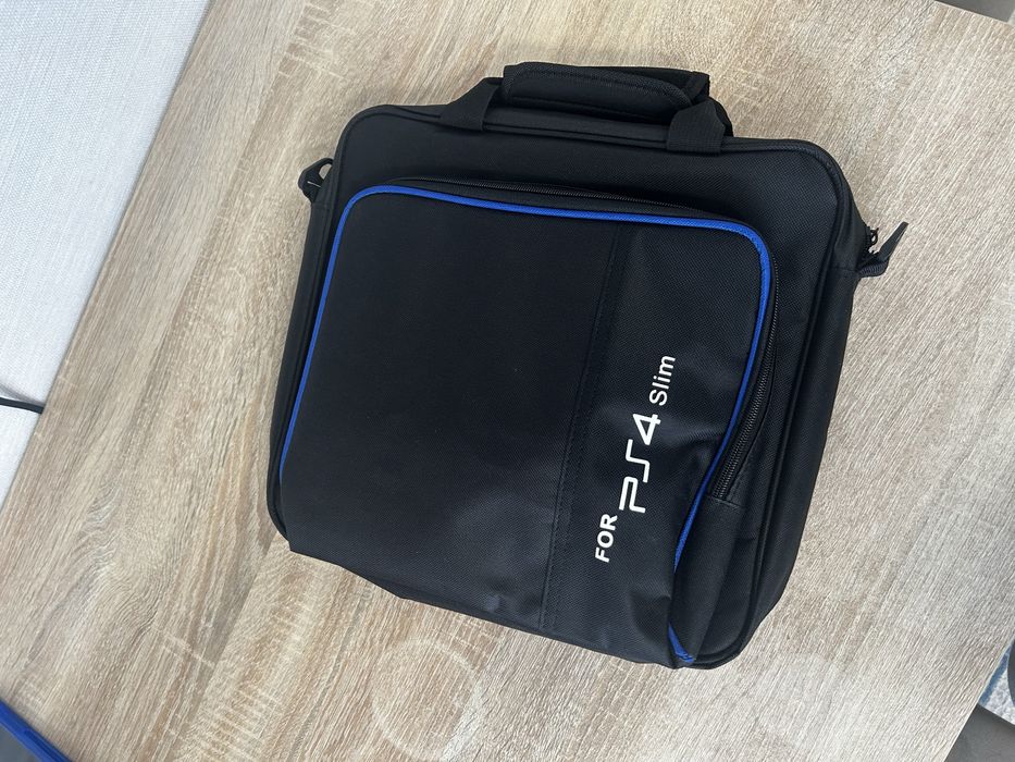 Продам PS4 slim 1 Tb