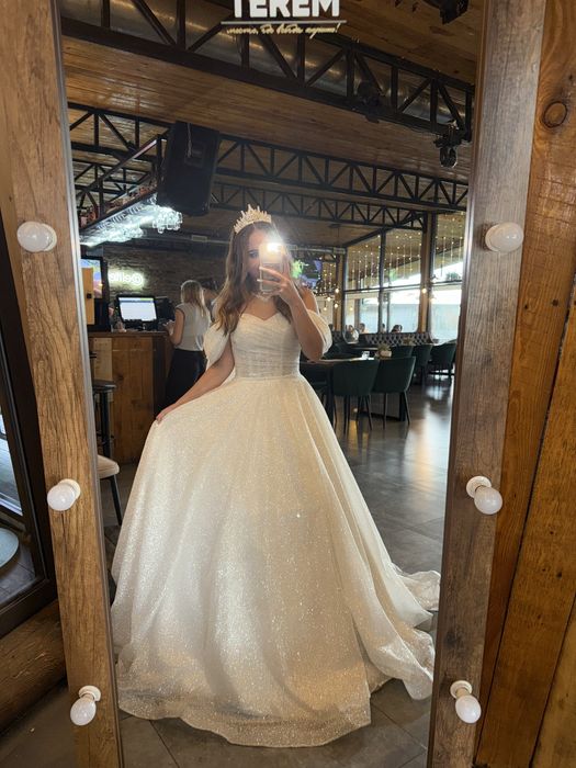 Платье свадебное