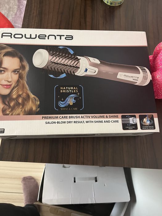 Четка за коса въртяща rowenta