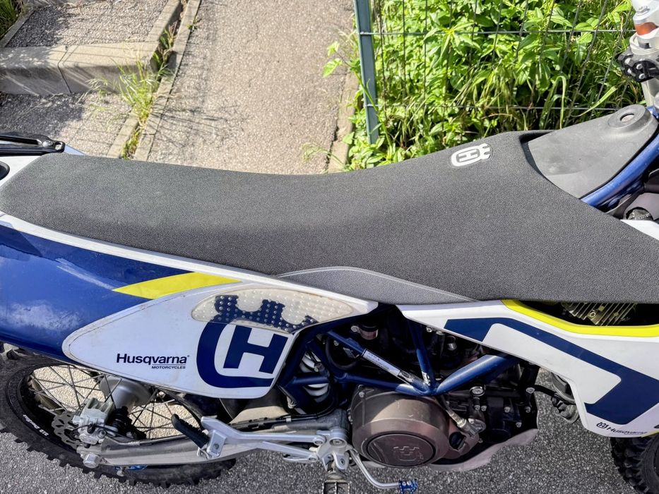 Husqvarna 701 Rally. 7700 km. 2023.