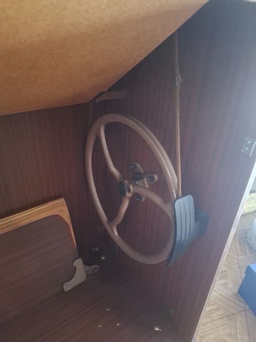 Продам швейную машину