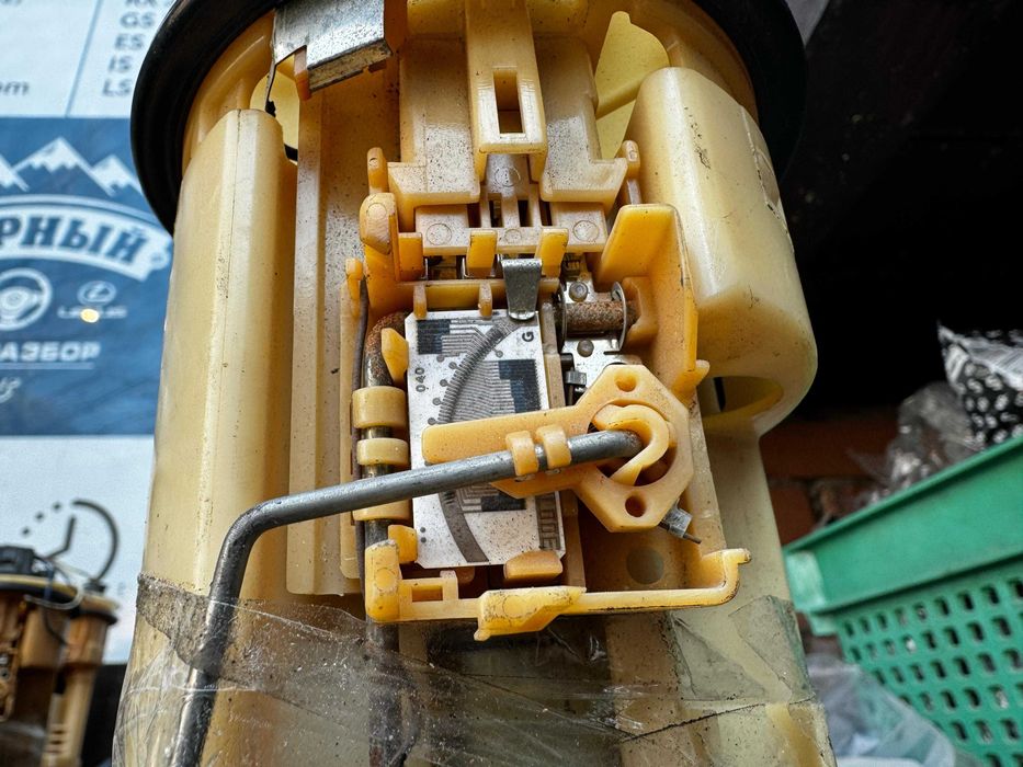 Бензостанция Lexus RX300