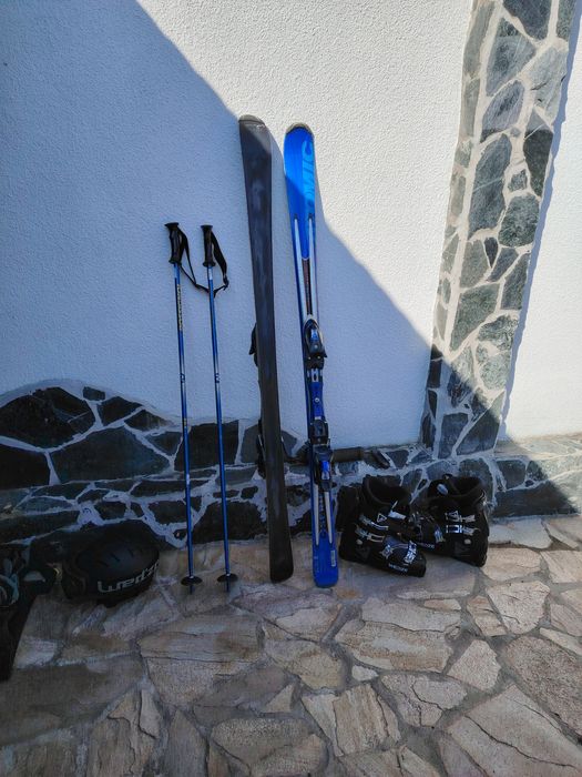 Ски Атомик 160см.с автомати, щеки 125см.,обувки Wedze  29,5, каска.