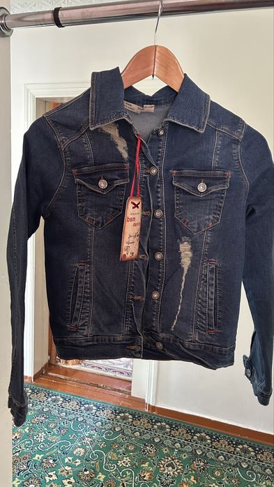 Куртка джинсовая