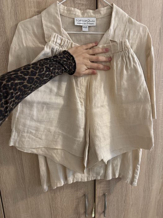 Бежов ленен костюм