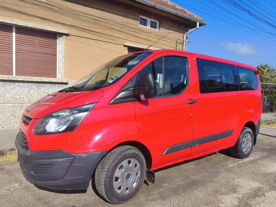 Vând Ford transit custom 8+1