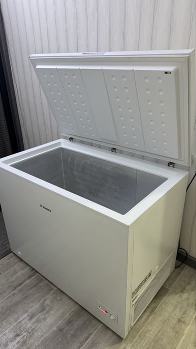 Продам Морозильник ларь 290 литров