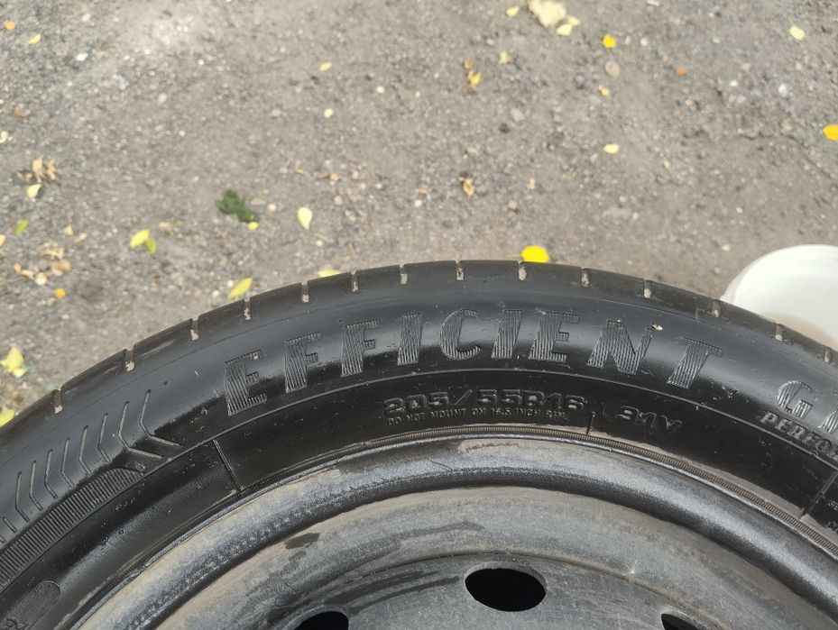 Продаю шины летние