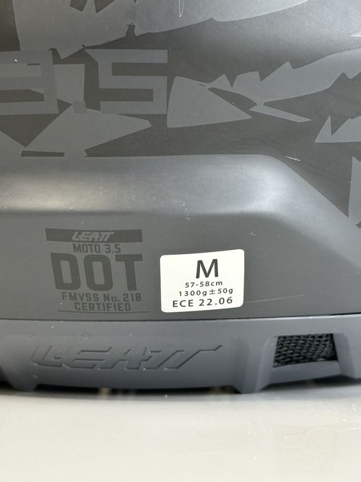 Шлем кроссовый LEATT 3,5 (размер M)