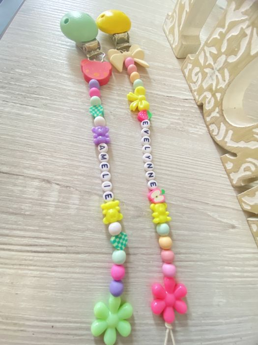 Lănțișoare personalizate pentru suzeta.