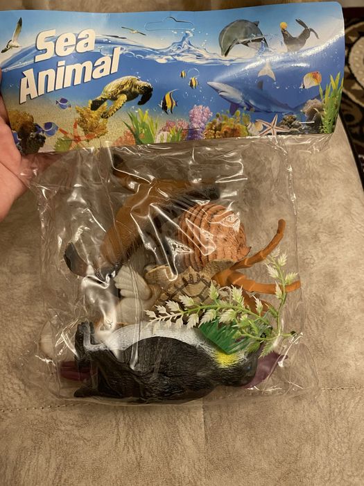 Новые игрушки фигурки обитателей моря в упаковке