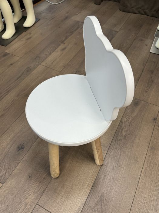 Детский стол со стульчиком