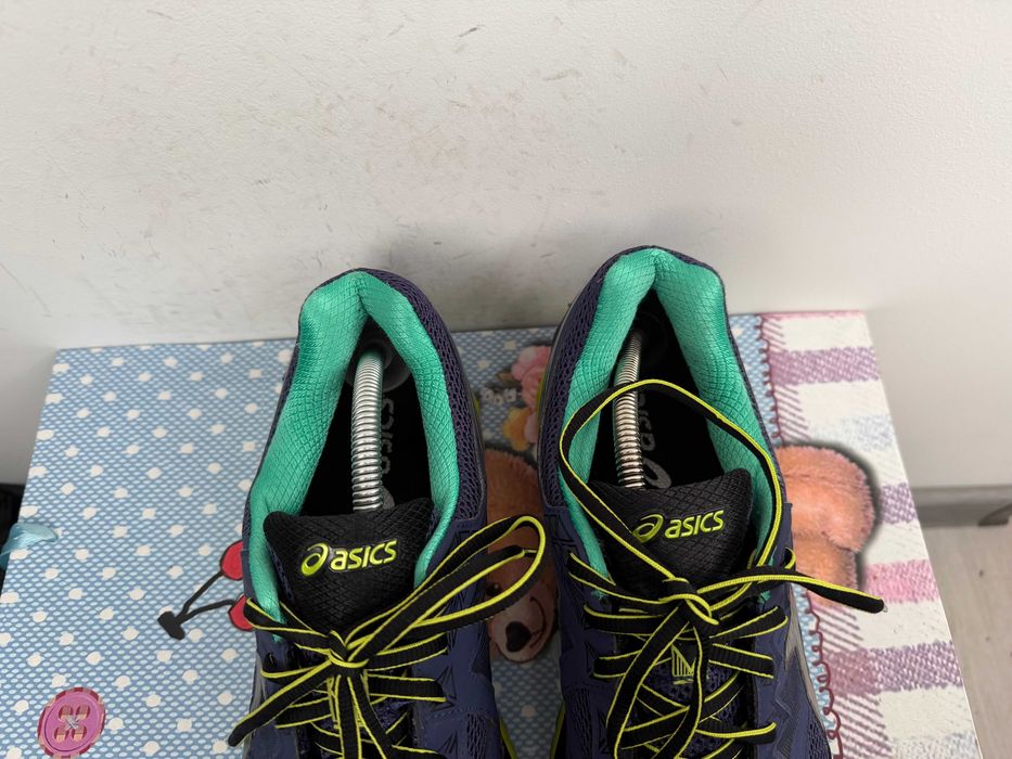 Asics GT-2000 4 Gore-Tex''оригинални маратонки 44.5 номер