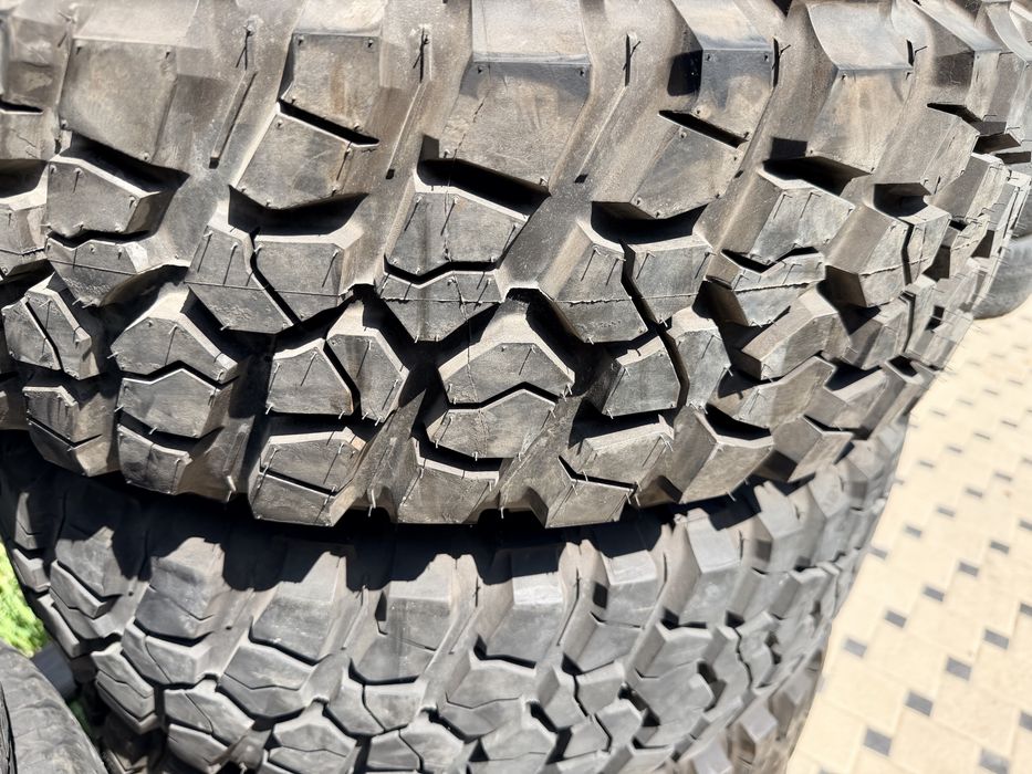 BFGOODRICH 255/75/17 orginal made in U.S.A