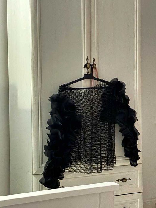 Bluza cu cristale deosebita