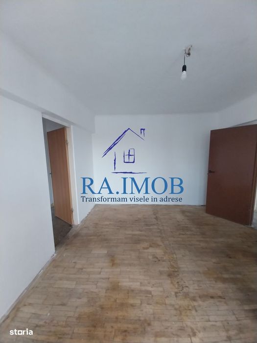 Apartament 2 camere, et1/4, Ultracentral-Hale - 69800 euro negociabil