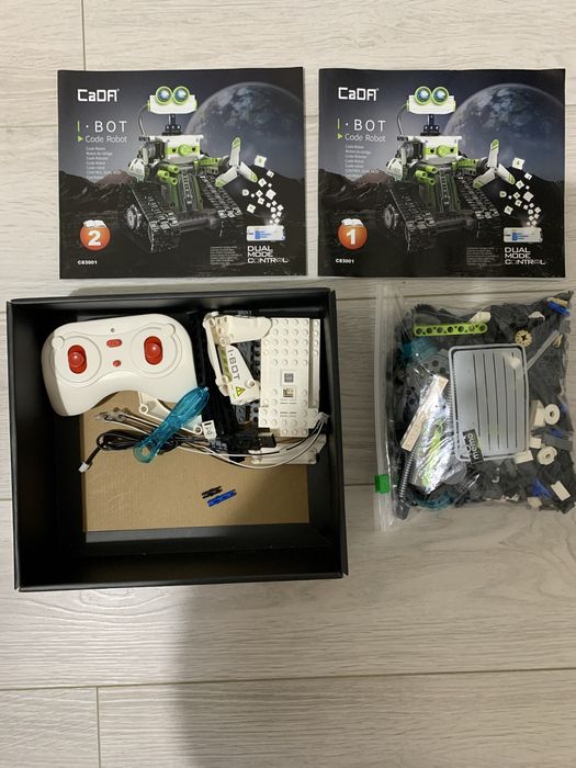 Robot CADFI Set de constructie, 434 piese