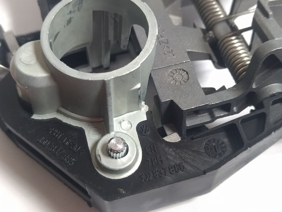 Механизм ручки пасат B6 B7 CC