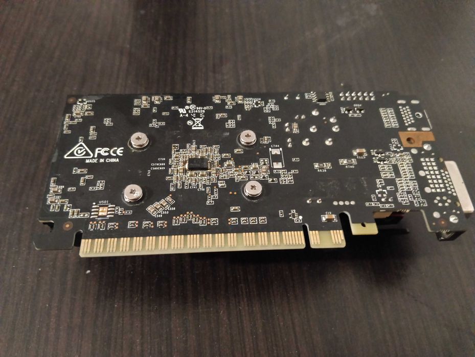 Placa video Nvidia gtx 750 ti 2gb gddr5 low profile fără suport