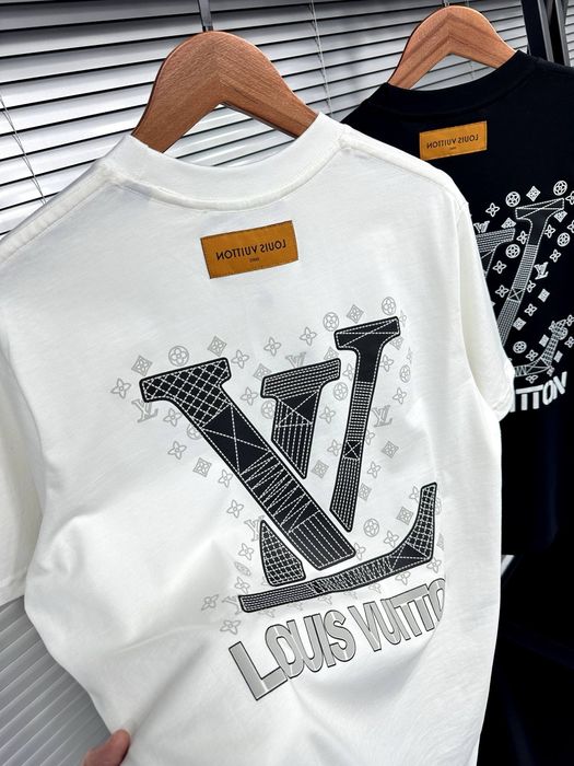 Мъжки тениски различни модели