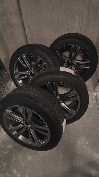 ROTI Complete Sebring 18” cu anvelope 245/45 R18 Pirelli